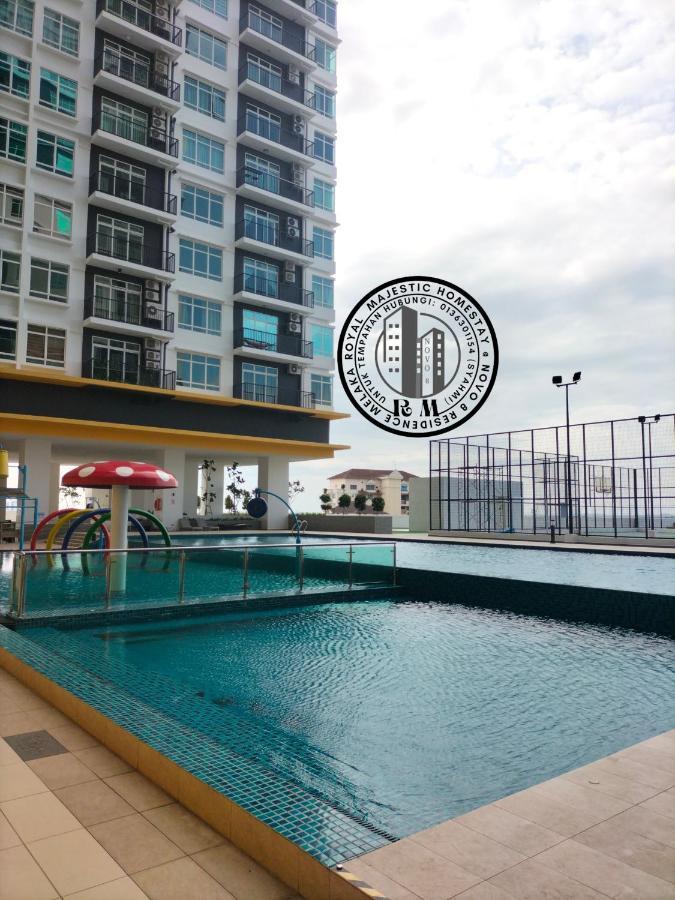 Formuslimonly Royal Majestic Homestay Novo 8 Residence Melaka Bagian luar foto