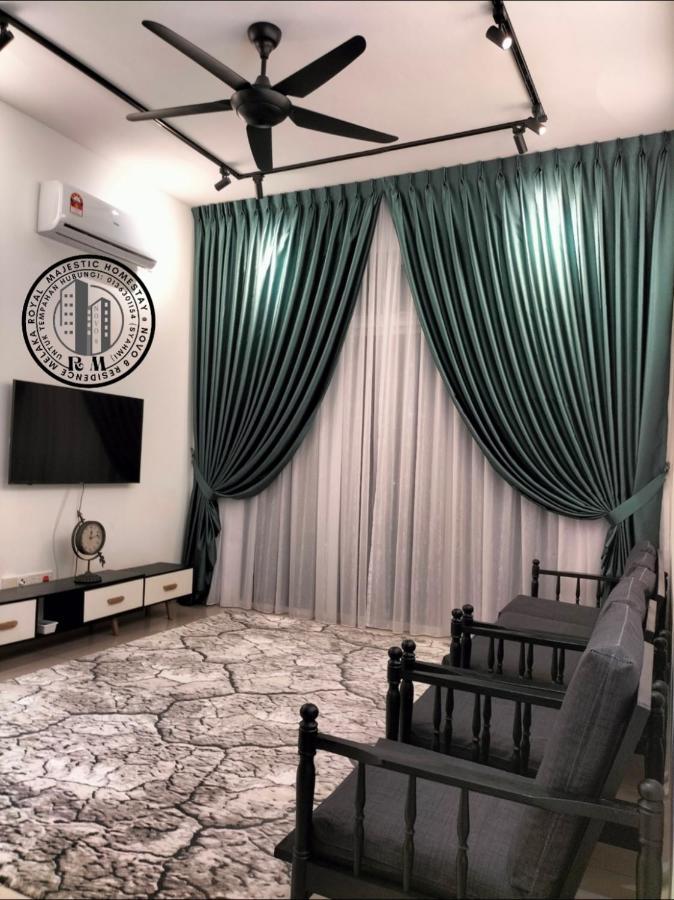 Formuslimonly Royal Majestic Homestay Novo 8 Residence Melaka Bagian luar foto